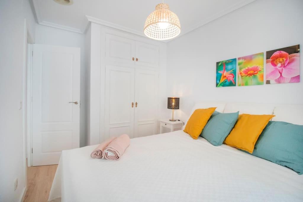 Feines Appartement Mit Hafenblick Санта Пола Экстерьер фото